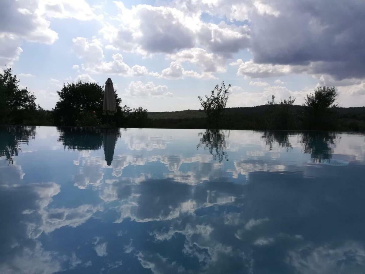 Casolare Il Moro Villa Монте Сан Савино Екстериор снимка